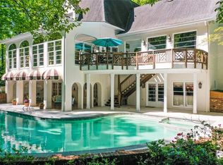 5935 Winterthur Rdg, Atlanta, GA 30328