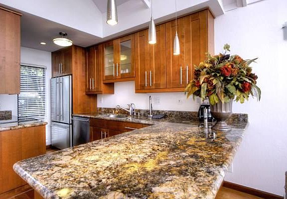 4th image of 1410 Vistazo West St #2