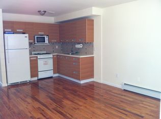 712 E 100th St #1, Brooklyn, NY 11236
