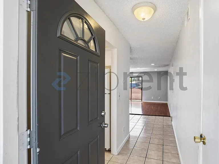 3272 Shadow Park Pl — Photo 4