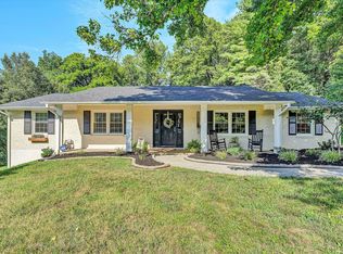 6022 Country Homes Rd, Roanoke, VA 24018