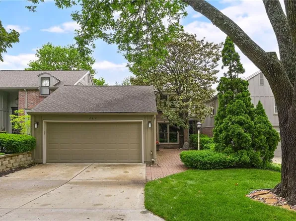 4414 W 112th Ter, Leawood, KS 66211