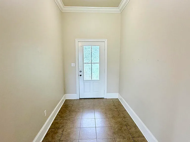 41188 Lakeway Cove Ave — Photo 3