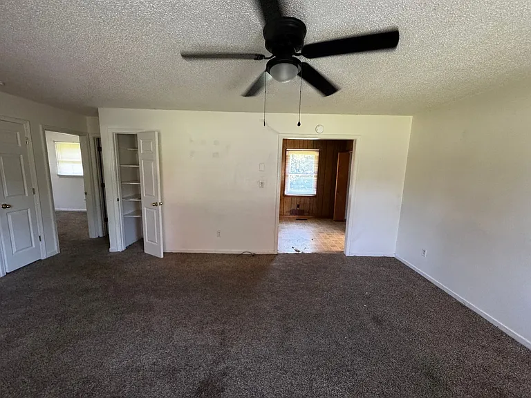 585 Winter Park Dr — Photo 9