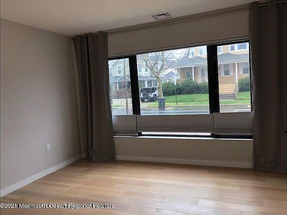 4th image of 601 Heck St Unit 105