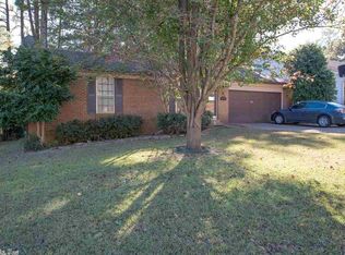 8801 Manassas Cir, Mabelvale, AR 72103