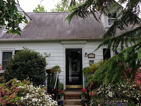 2nd image of 4018 Monticello St
