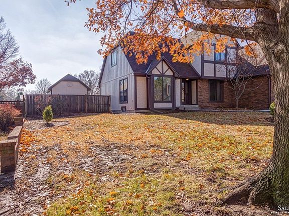 3rd image of 2345 Hillside Dr