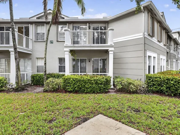 2103 SHOMA Drive #122, Royal Palm Beach, FL 33414