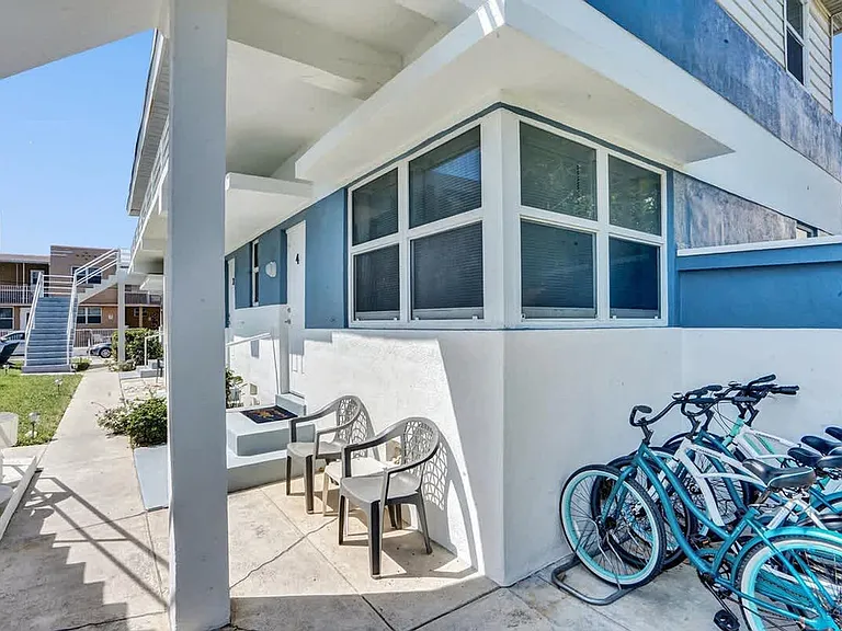 851 N Surf Rd #ID1312661P — Photo 11
