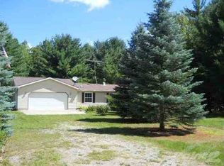 1580 Michelson Rd, Houghton Lake, MI 48629