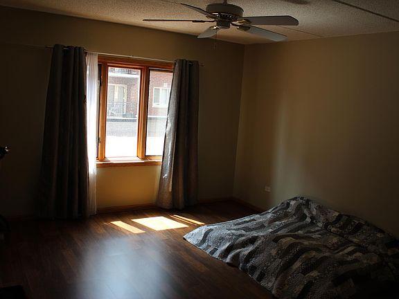 2nd image of 5000 Warren St #205