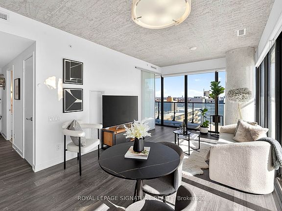2nd image of 185 Roehampton Ave #1110