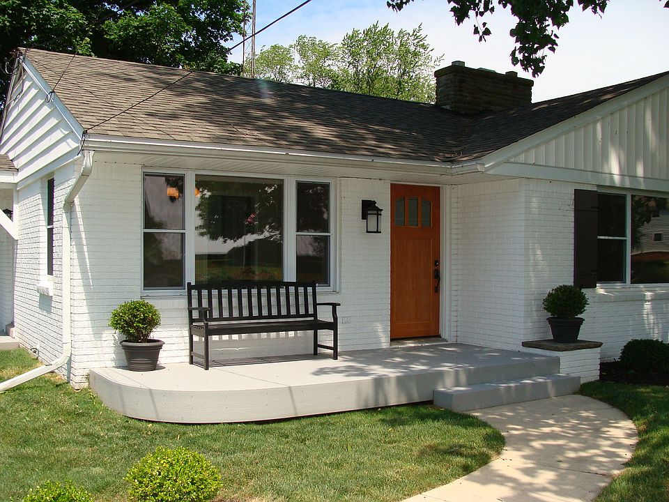 1st image of 12211 Lakeshore Dr