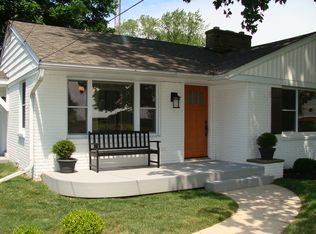 12211 Lakeshore Dr, La Salle, MI 48145