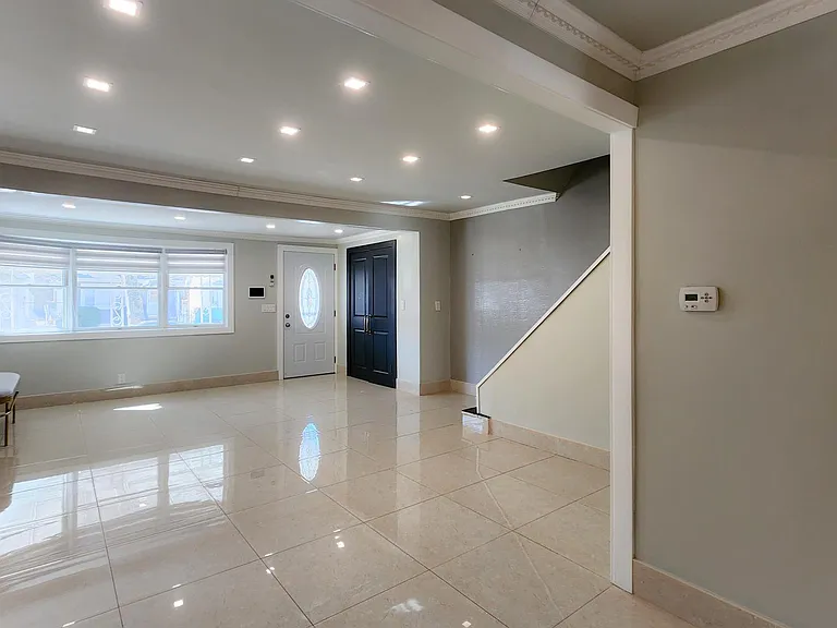 2133 Kimball St #WHOLE — Photo 4