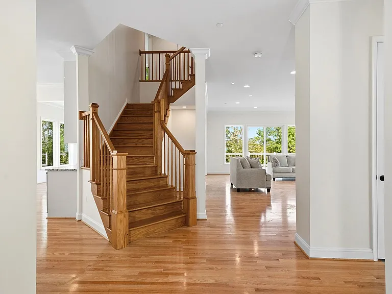 5116 Shore Dr — Photo 36