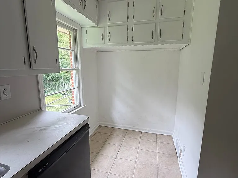 1369 Sagewood Cir — Photo 12