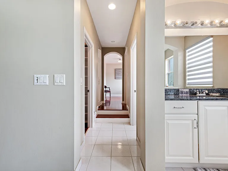 658 Cresta Cir — Photo 38