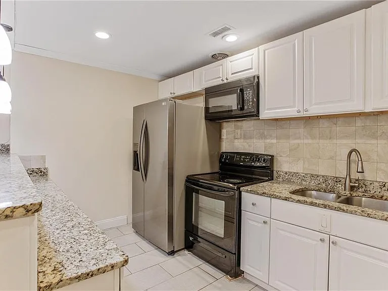 16 Ancient Oak Ct NE — Photo 53