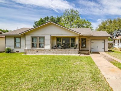 3537 Meadow Oaks Dr, Haltom City, TX, 76117