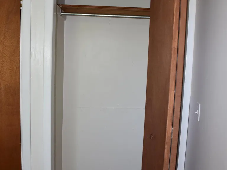 54 University Ave #4 — Photo 7