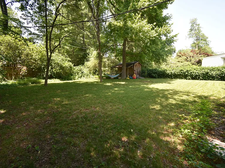 519 Audubon Dr — Photo 7