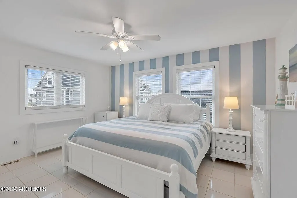 2 bed, 2.5 bath, 2639 sqft, $2,500 — Photo 1