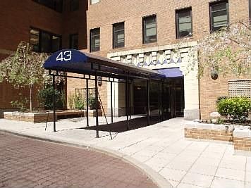 3rd image of 43 W 61st St APT 14B