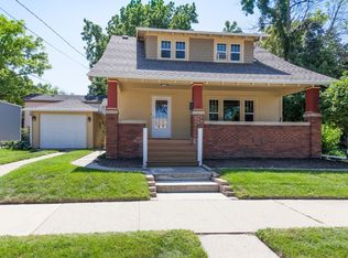 809 Wisconsin St, Watertown, WI 53094
