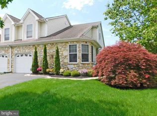 87 Griffith Miles Cir, Ivyland, PA 18974