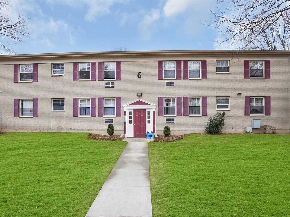 1st image of 324 Post Ave APT 6G