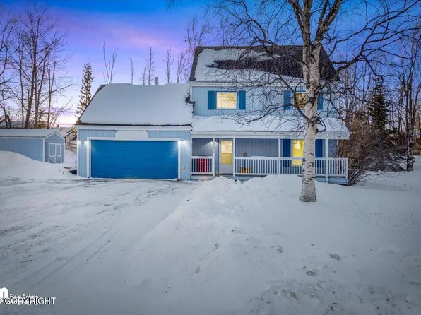 1040 E Goldendale Dr, Wasilla, AK 99654