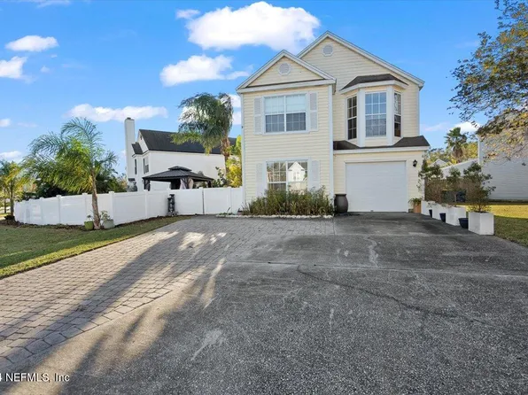 626 STAFFORDSHIRE Drive E, Jacksonville, FL 32225