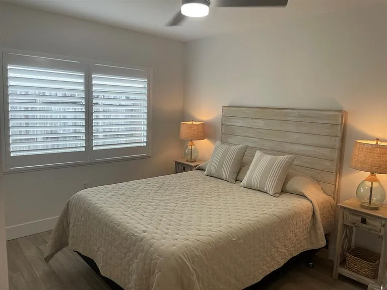 720 E Gulf Blvd #B — Photo 12