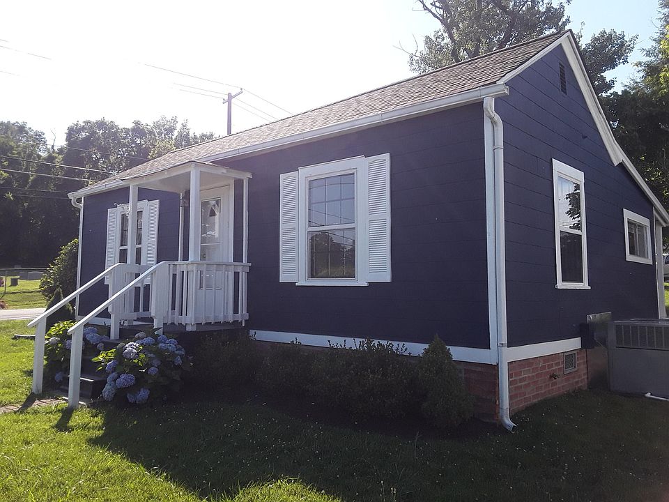 1st image of 2031 Holbrook Dr