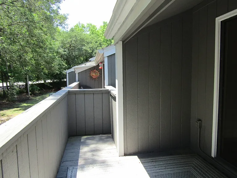10301 N Kings Hwy #10-2 — Photo 21