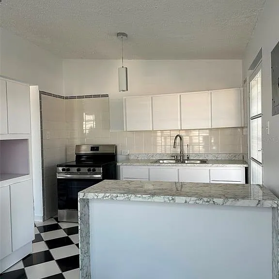 7 Jardines De Country Club B 14 #DEV — Photo 5
