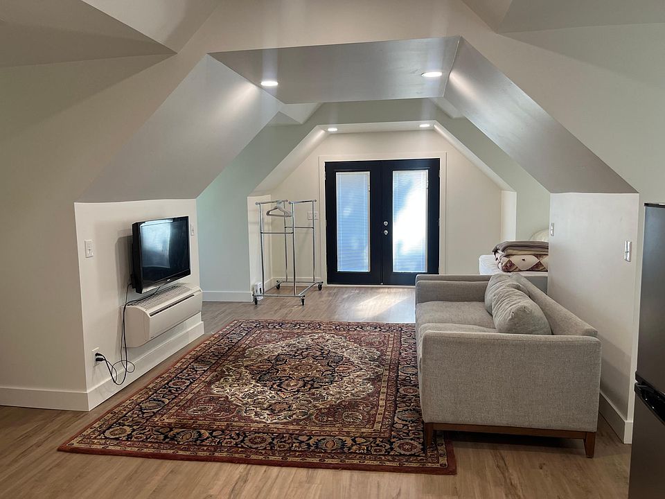 1st image of 1843 S Regent Ave #1