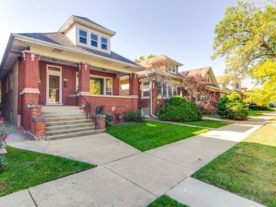 5431 W Wilson Ave, Chicago, IL, 60630
