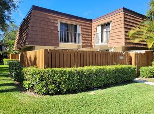 2525 25th Ct, Jupiter, FL 33477