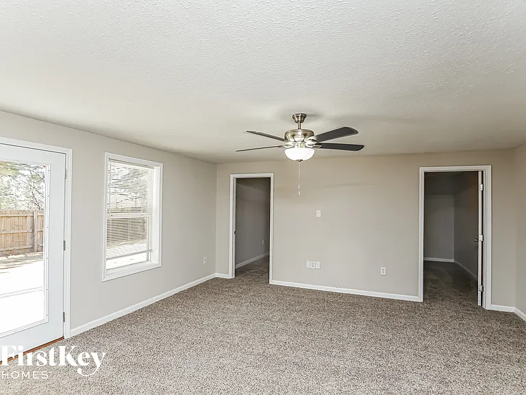 176 Darbys Run Ct — Photo 11
