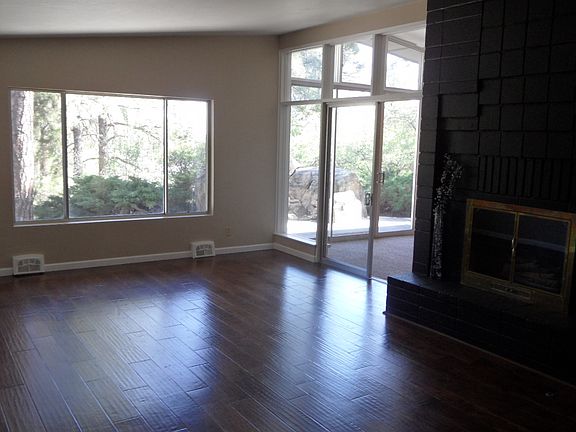 Living Room looking North