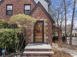 42 Alexander Rd, Newton, MA 02461