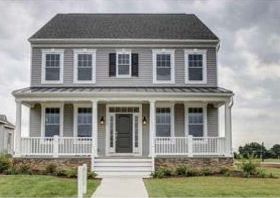 1st image of 117 Tuscany Dr