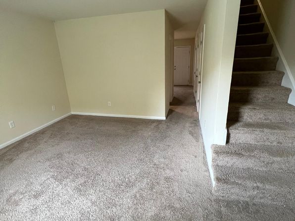 2715 Tobacco Rd APT 2715B