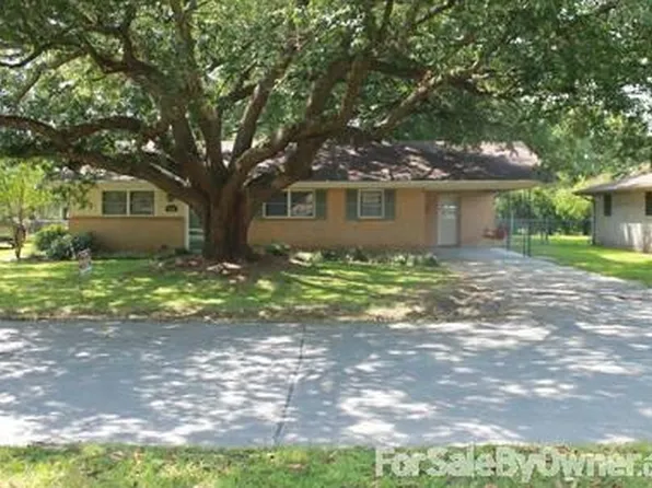 808 Kenney St, Houma, LA 70364