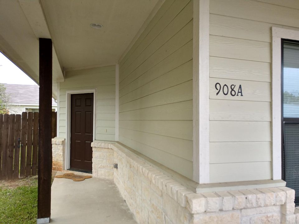 Entrance Porch
