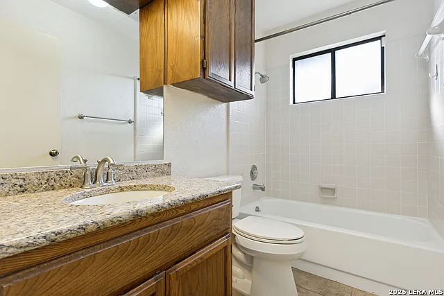 3002 View Oak — Photo 10