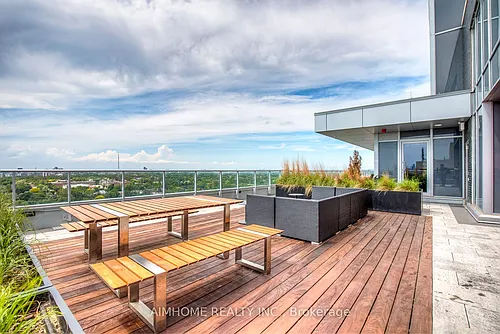 58 Orchard View Blvd #Penthouse 06 Photo 1